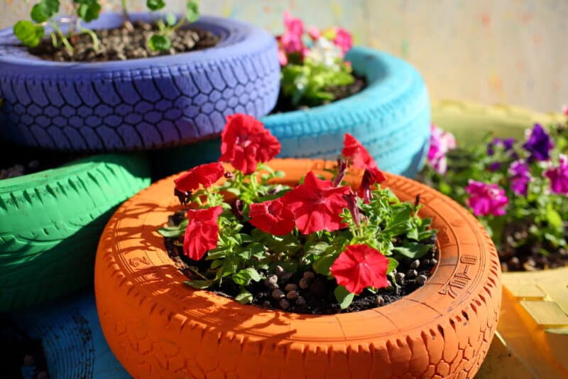 Recycled old tires